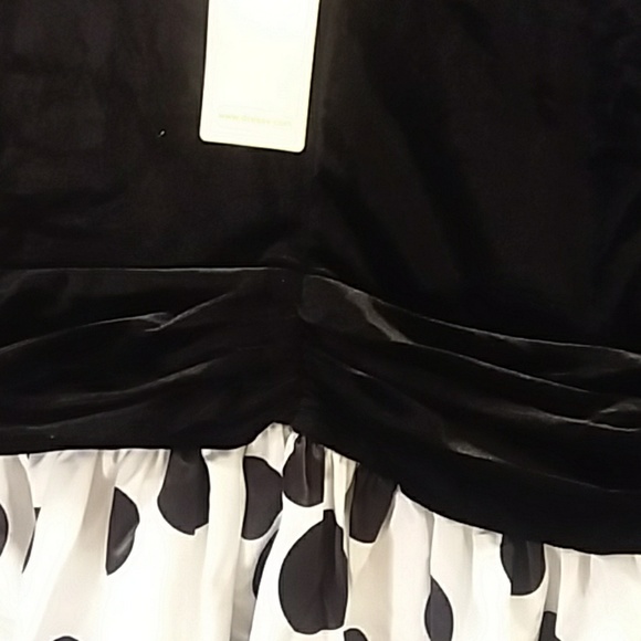 Dress V velvet bodice dress - Picture 6 of 10